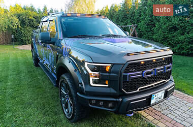 Пікап Ford F-150 2016 в Іршаві