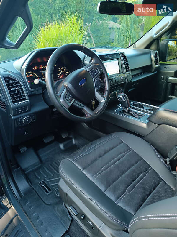 Пикап Ford F-150 2016 в Иршаве