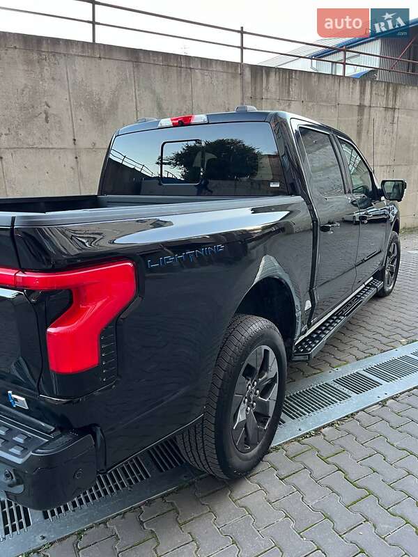 Пикап Ford F-150 2022 в Тернополе фото 25 Пикап Ford F-150 2022 в Тернополе