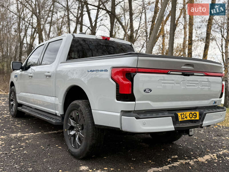 Пикап Ford F-150 2024 в Сумах фото 17 Пикап Ford F-150 2024 в Сумах
