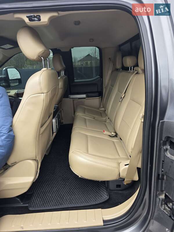 Пикап Ford F-150 2015 в Баре