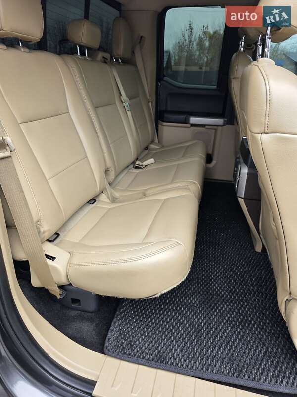 Пикап Ford F-150 2015 в Баре