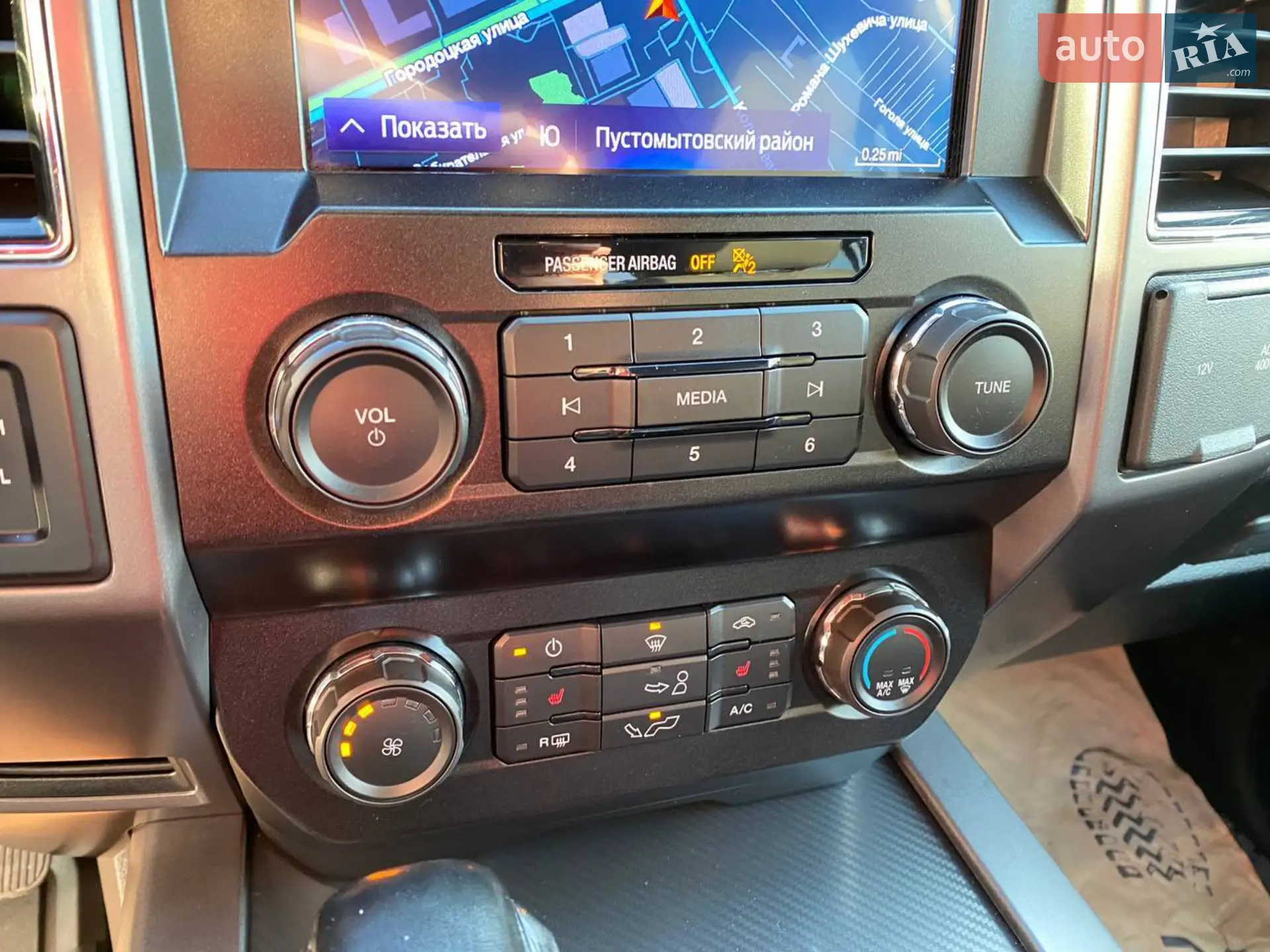 2019 Ford F-150 - мініатюра 16