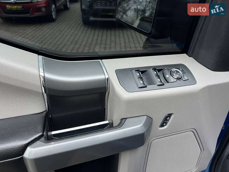 Пикап Ford F-150 2016 в Ивано-Франковске
