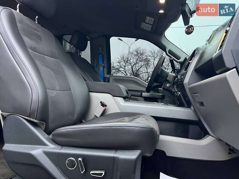 Пикап Ford F-150 2016 в Ивано-Франковске