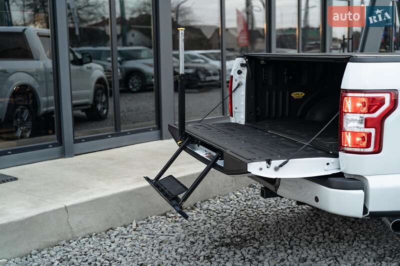 Пикап Ford F-150 2018 в Черновцах