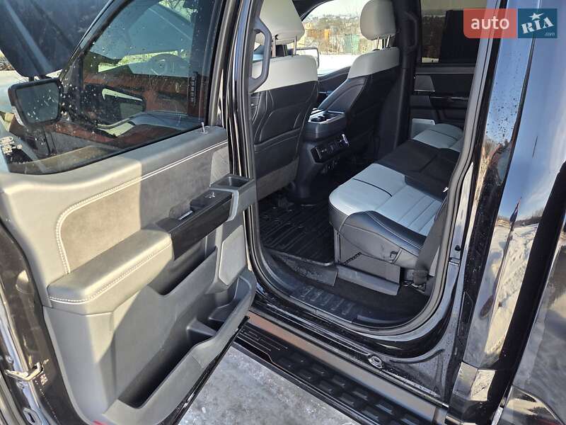 Пикап Ford F-150 2022 в Тернополе