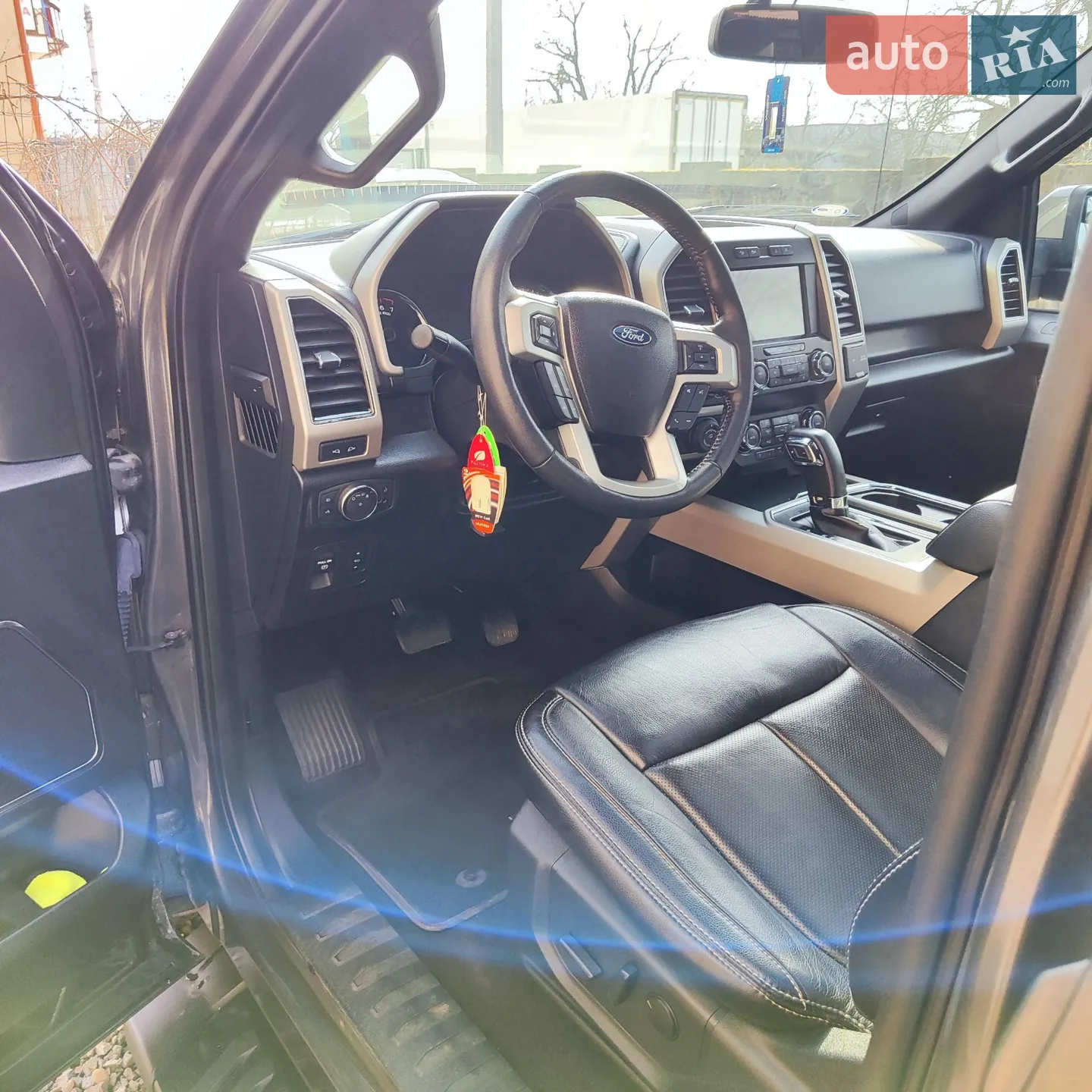 2019 Ford F-150 - мініатюра 58
