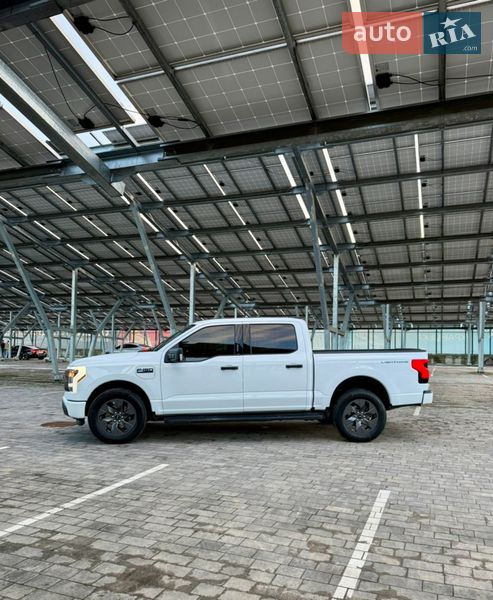 Пикап Ford F-150 2024 в Львове
