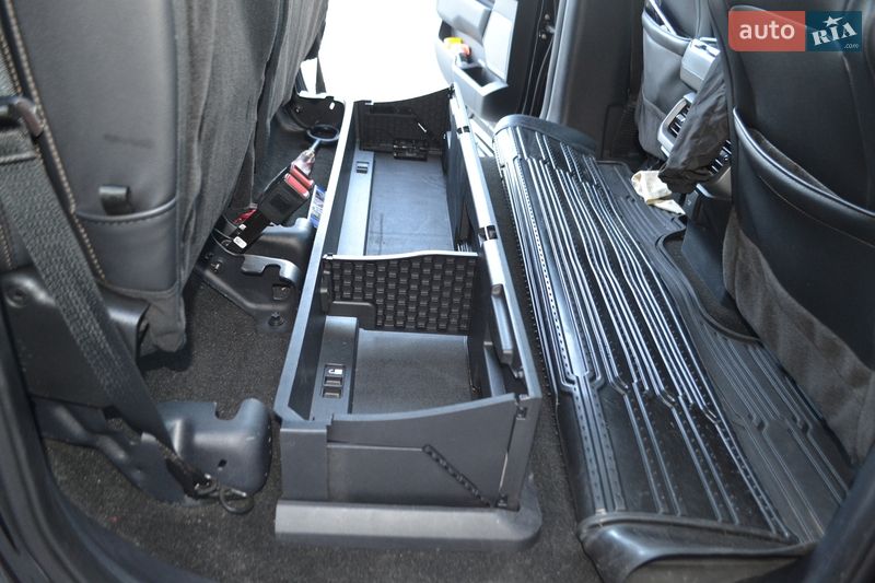 Пикап Ford F-150 2022 в Тернополе