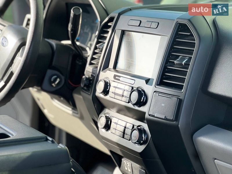 Пикап Ford F-150 2019 в Львове