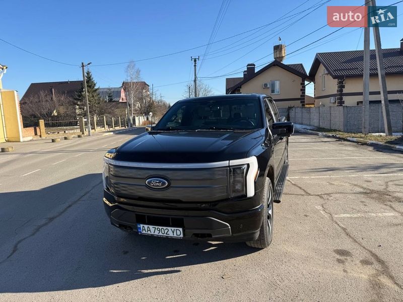 Пикап Ford F-150 2023 в Киеве фото 2 Пикап Ford F-150 2023 в Киеве