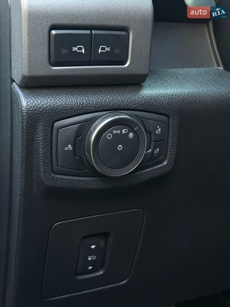 Пикап Ford F-150 2018 в Ивано-Франковске