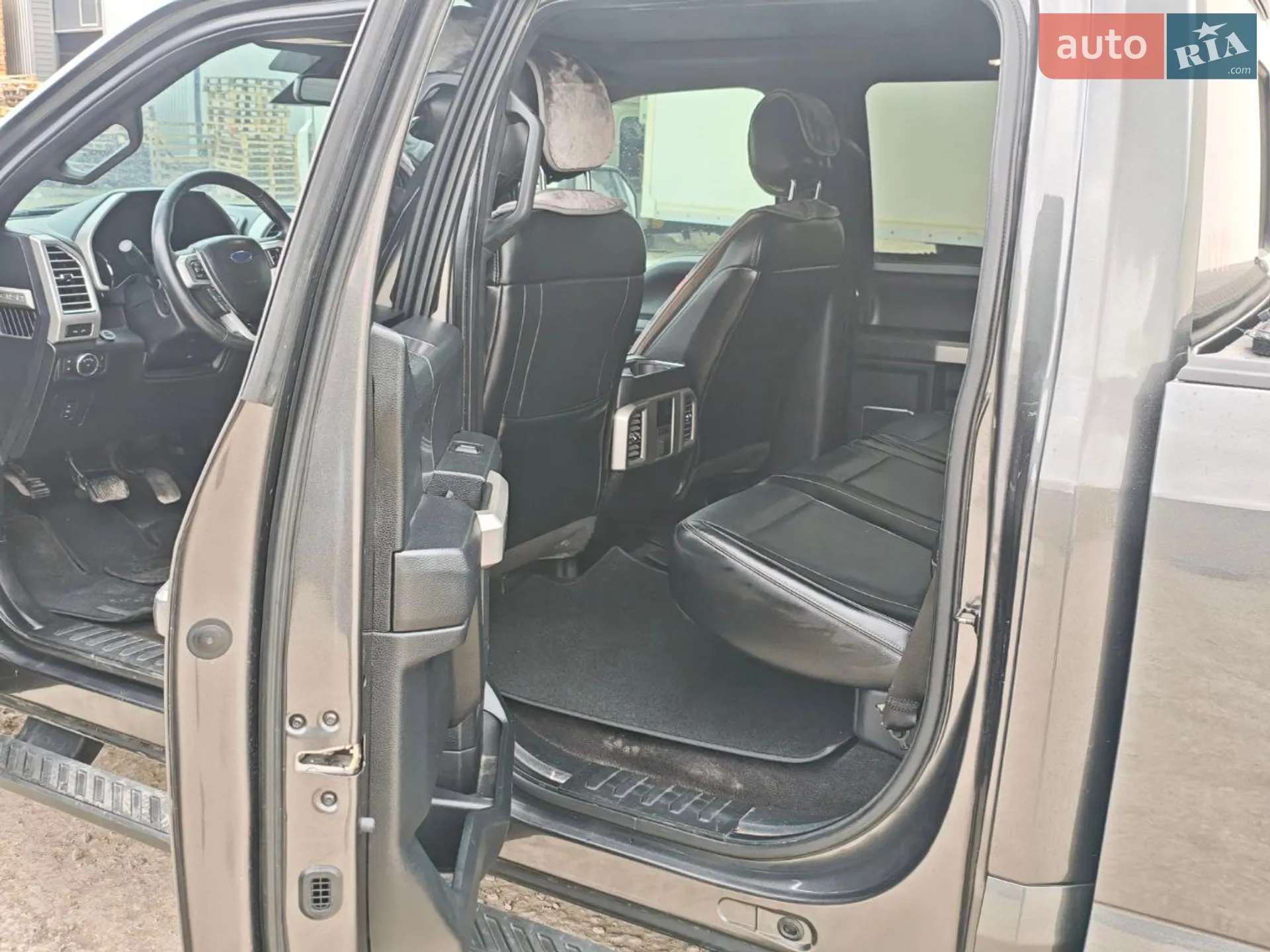 2015 Ford F-150 - мініатюра 17