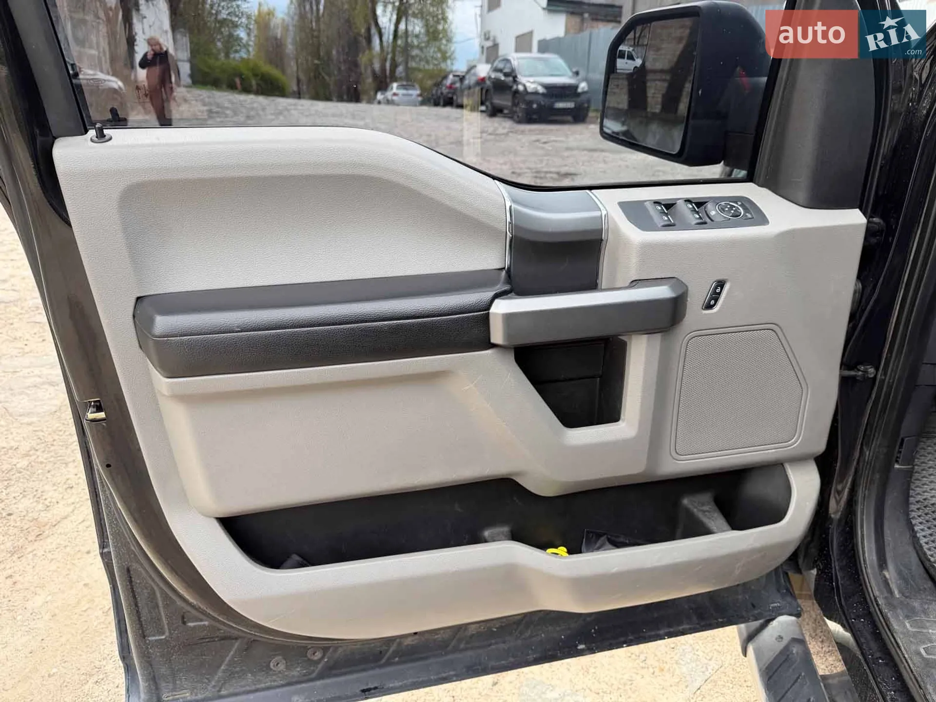 2015 Ford F-150 - мініатюра 13