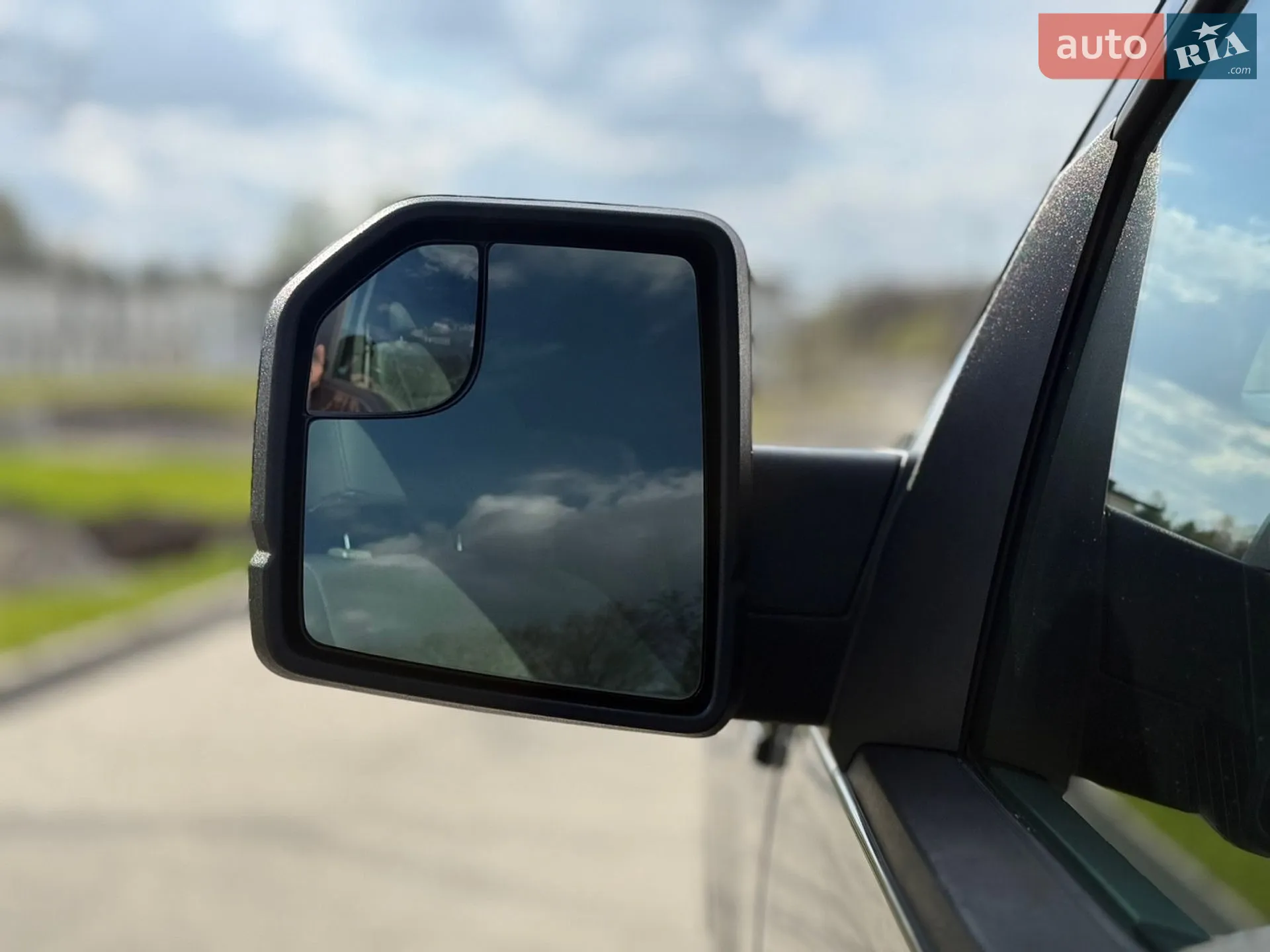 2015 Ford F-150 - мініатюра 139