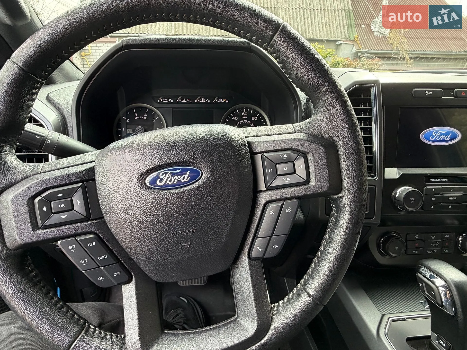 2020 Ford F-150 - мініатюра 25