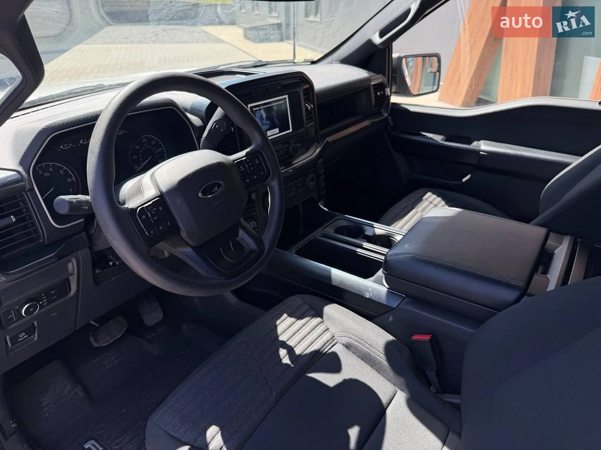 2022 Ford F-150 - мініатюра 19