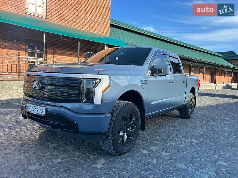 Пикап Ford F-150 2023 в Дунаевцах