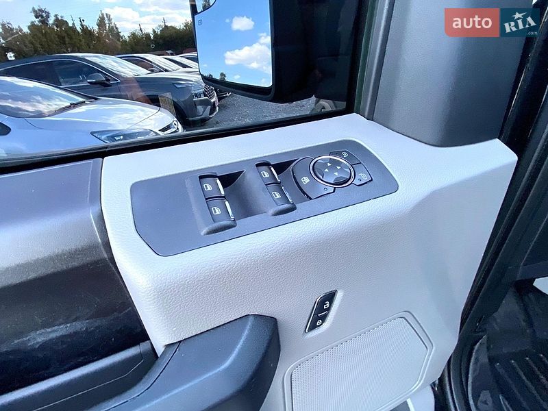 Пикап Ford F-150 2016 в Ровно