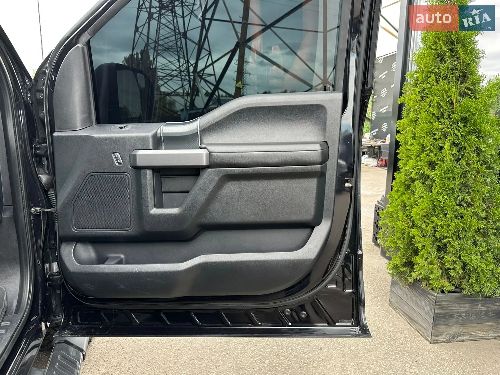 2019 Ford F-150 - мініатюра 26