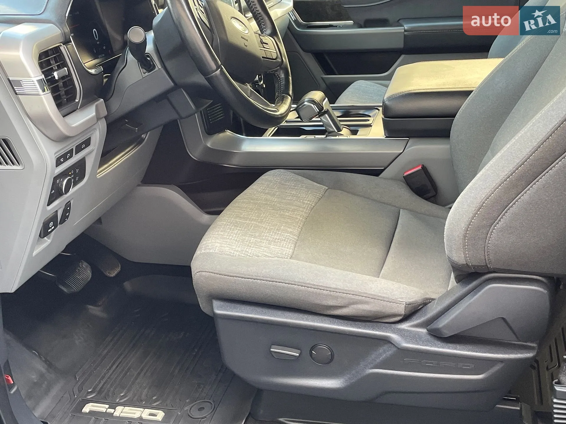 2022 Ford F-150 - мініатюра 19