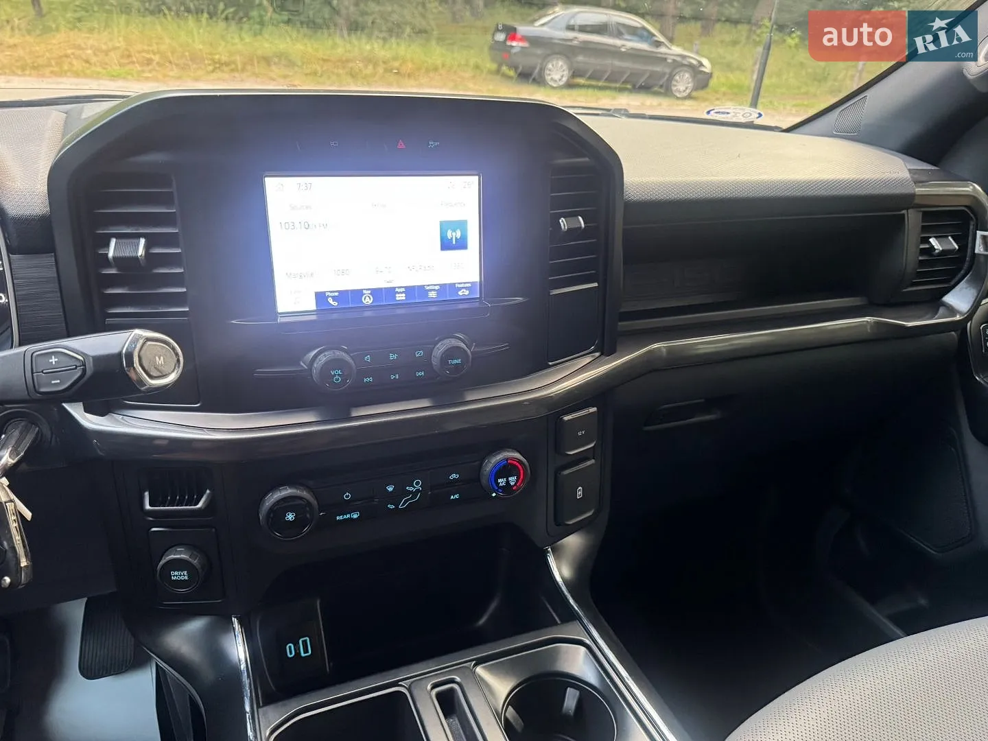 2022 Ford F-150 - мініатюра 21