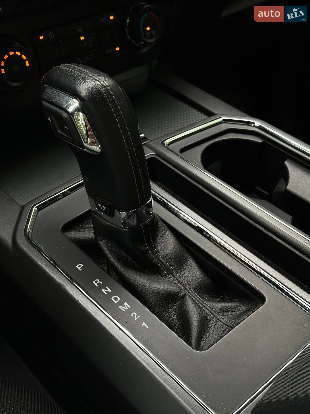 2015 Ford F-150 - мініатюра 36