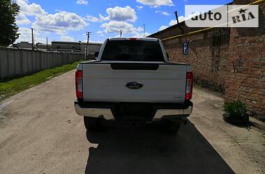 Пикап Ford F-250 2016 в Сумах