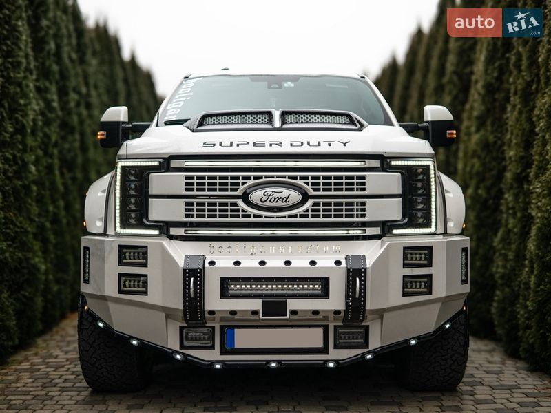 Пикап Ford F-250 2017 в Ровно