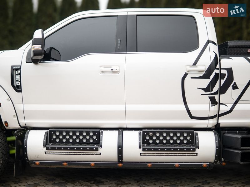 Пикап Ford F-250 2017 в Ровно