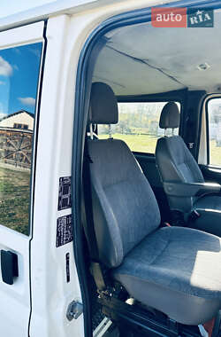 Минивэн Ford F-260 2003 в 