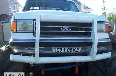Внедорожник / Кроссовер Ford F-350 1990 в 