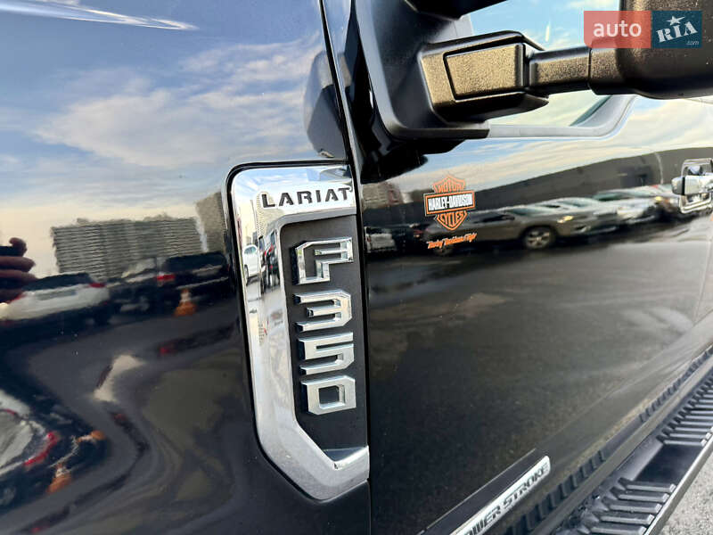 Пикап Ford F-350 2017 в Киеве