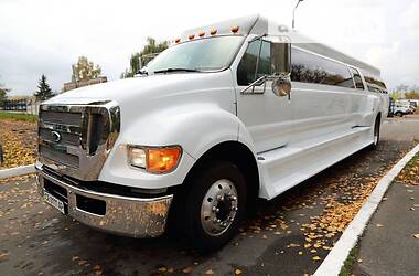 Приміський автобус Ford F-650 2009 в 