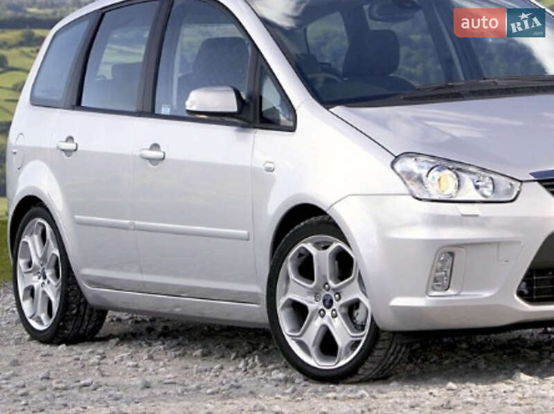 Хэтчбек Ford Festiva 2000 в 