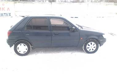 Хэтчбек Ford Fiesta 1993 в 