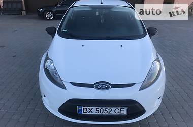 Седан Ford Fiesta 2011 в Староконстантинове