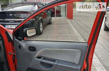 Хэтчбек Ford Fiesta 2002 в Херсоне