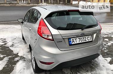 Хэтчбек Ford Fiesta 2013 в Черновцах