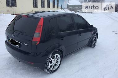 Хэтчбек Ford Fiesta 2005 в Луганске