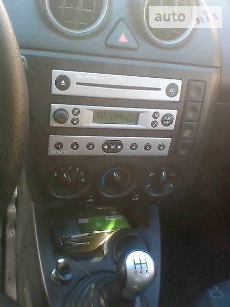 Хэтчбек Ford Fiesta 2005 в Киеве