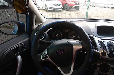 Хэтчбек Ford Fiesta 2012 в Киеве