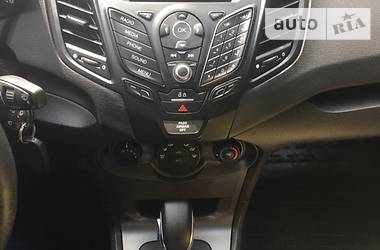 Седан Ford Fiesta 2016 в 