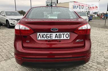 Седан Ford Fiesta 2017 в 