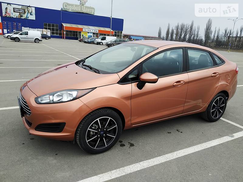 Седан Ford Fiesta 2017 в Каменец-Подольском