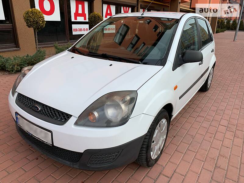 Хетчбек Ford Fiesta 2008 в Києві
