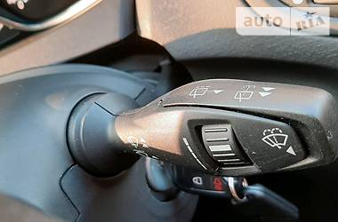 Хетчбек Ford Fiesta 2016 в 