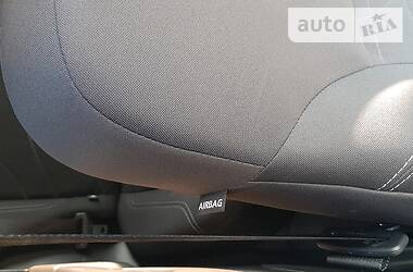 Хетчбек Ford Fiesta 2016 в 