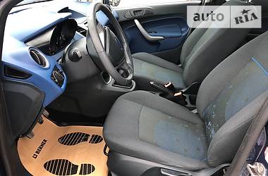 Хэтчбек Ford Fiesta 2009 в 